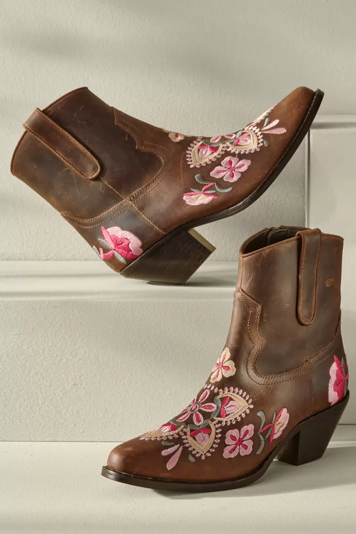 Soft Surroundings Diba True Cainsville Embroidered Bootie